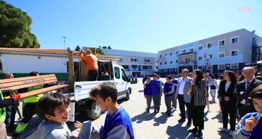 Çeşme Belediyesinden okullara sosyal alan desteği Çeşme Belediyesi Park ve Bahçeler Müdürlüğü, ilçedeki 28 okula toplam