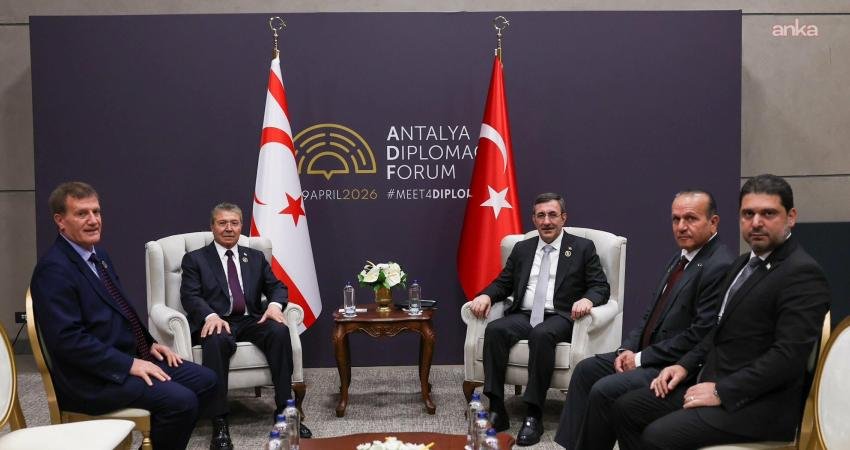 Cumhurbaşkanı Yardımcısı Cevdet Yılmaz, Antalya'da KKTC Başbakanı Ünal Üstel ile