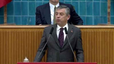CHP Genel Başkanı Özgür Özel, ara seçim çağrısına ilişkin olarak,