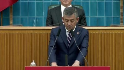 CHP Genel Başkanı Özgür Özel, "Buradan AK Parti'de siyaset yapan ama