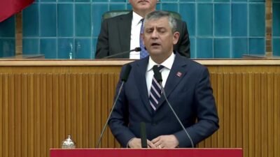 CHP Genel Başkanı Özgür Özel, "Türkiye ne zaman sıkışmışsa bir