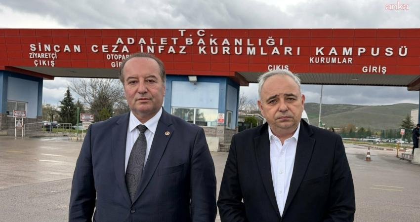 CHP’li Akay, Tanju Özcan ve İsmail Arı’yı ziyaret etti CHP Karabük Milletvekili Cevdet Akay, Manisa Milletvekili Ahmet Vehbi Bakırlıoğlu