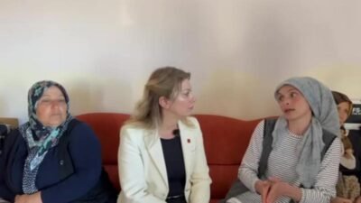 CHP Kadın Kolları Genel Başkanı Asu Kaya, Uşak’ın Güre Köyü’nde