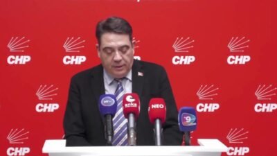 CHP Genel Başkan Yardımcısı Yankı Bağcıoğlu, İstanbul Boğazı yakınlarında Türk