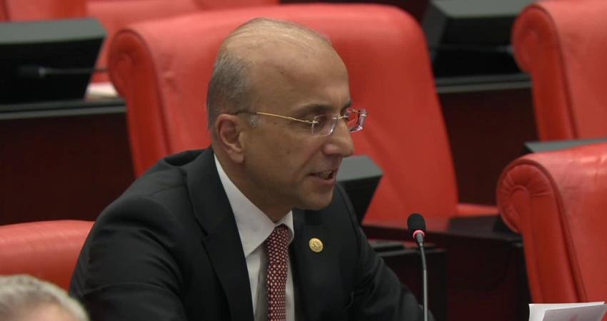 CHP’li Genç’ten polis intiharlarına ilişkin açıklama: “Güvenliği sağlayanların güvenliği yoksa bu sistem sürdürülemez” CHP Kayseri Milletvekili Aşkın Genç, TBMM Genel Kurulu'nda Polis Haftası