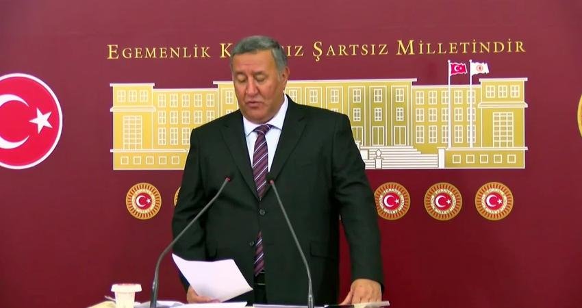 CHP Niğde Milletvekili Ömer Fethi Gürer, çiftçinin bankalara ve finans