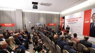 CHP'li İl Belediye Başkanları Toplantısı, CHP Genel Başkanı Özgür Özel