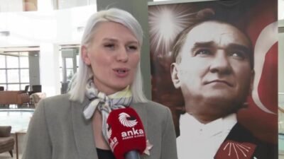 Bilecik Belediye Başkanı Melek Mızrak Subaşı, partisinin il belediye başkanları toplantısında,