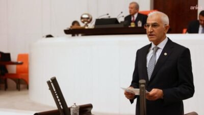 CHP İstanbul Milletvekili Yüksel Mansur Kılınç, Şanlıurfa ve Kahramanmaraş’ta okullara