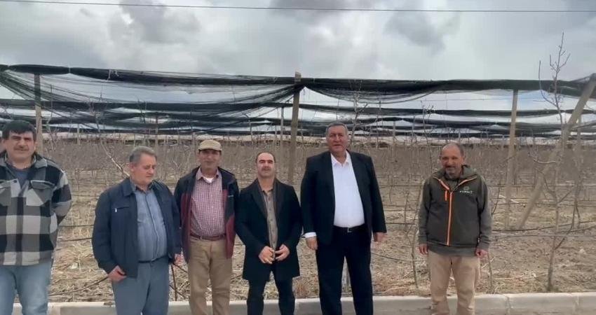 CHP Niğde Milletvekili Ömer Fethi Gürer’in sorunlarını dinlediği Altunhisarlı elma