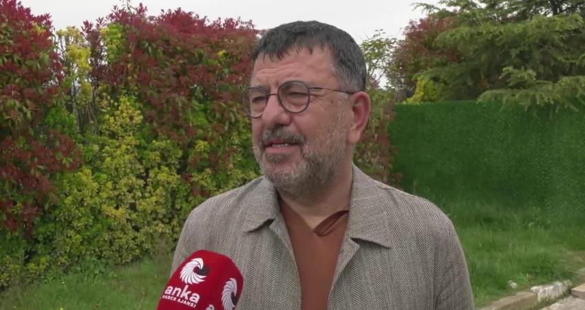 CHP’li Veli Ağbaba: “Bu akan kanların da bu öğrencilerimizin, bir öğretmenimizin de sorumluluğu Milli Eğitim Bakanı’ndadır” CHP Malatya Milletvekili Veli Ağbaba, Şanlıurfa ve Kahramanmaraş'taki okul saldırılarına