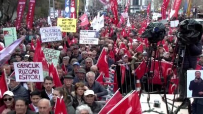 CHP’nin cumhurbaşkanı adayı Ekrem İmamoğlu, "Hiçbir iktidar, kendi yarattığı hukuksuzluğun