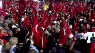 CHP Genel Başkanı Özgür Özel, "İktidarımızda planlı üretime geçeceğiz ve çiftçiye