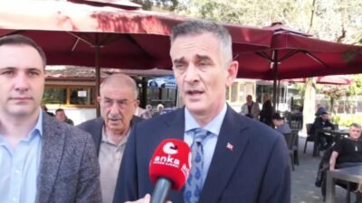 CHP Sakarya Milletvekili Ümit Dikbayır, artan ekonomik sıkıntılar nedeniyle toplumda erken