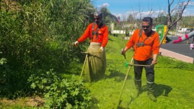 Çukurova Belediyesi ekipleri, ilçe genelindeki yeşil alanlarda bakım, onarım ve