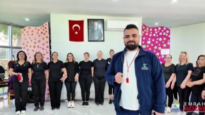 Çukurova Belediyesi tarafından düzenlenen halk oyunları kursu yoğun katılımla devam