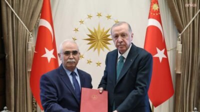 Cumhurbaşkanı Recep Tayyip Erdoğan, Anayasa Mahkemesi Başkanı Kadir Özkaya ile