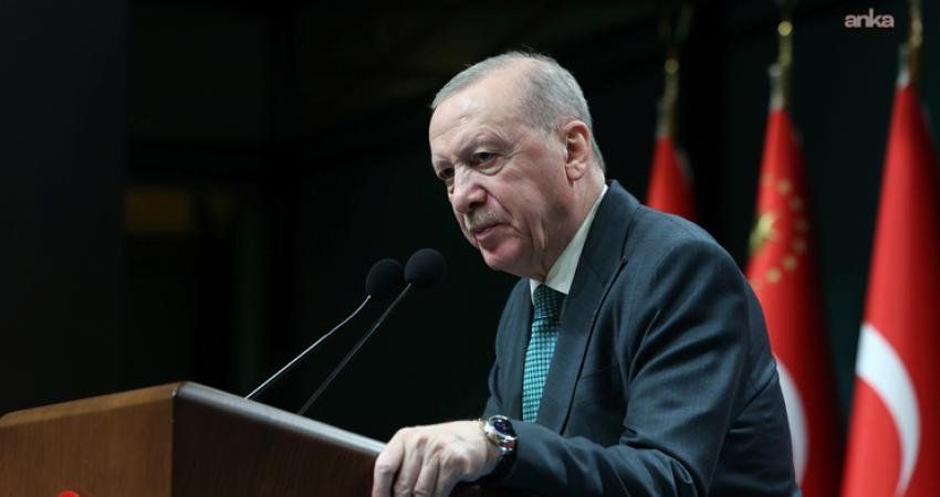 Cumhurbaşkanı Erdoğan: “Bölgemizi yangın yerine çeviren savaşta ilan edilen ateşkesten memnuniyet duyuyoruz” Cumhurbaşkanı Recep Tayyip Erdoğan, "28 Şubat'tan beri bölgemizi yangın yerine