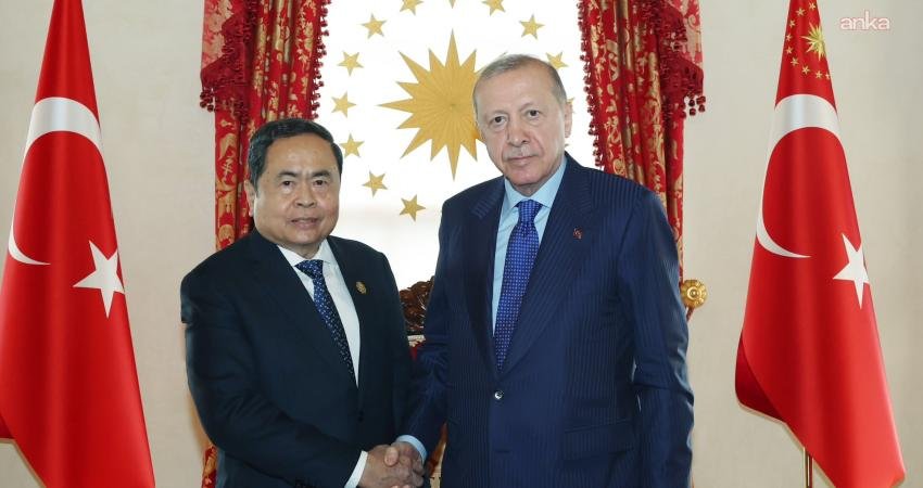 Cumhurbaşkanı Erdoğan, Vietnam Meclis Başkanı Man’ı kabul etti Cumhurbaşkanı Recep Tayyip Erdoğan, Vietnam Meclis Başkanı Tran Thanh Man