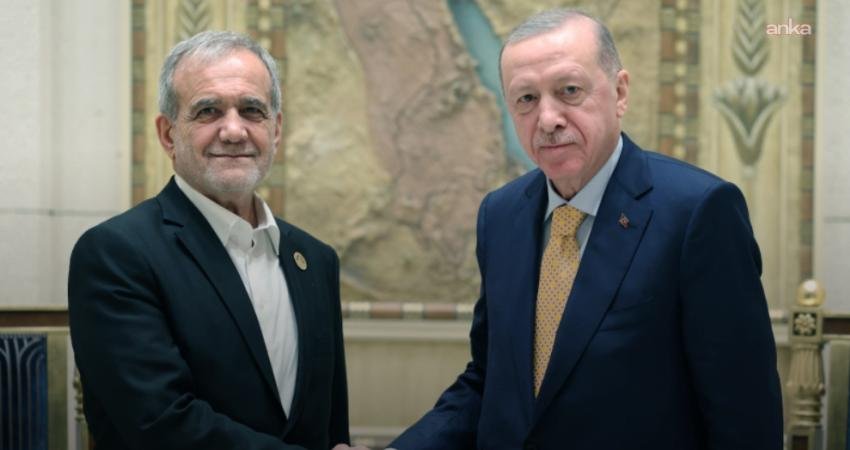 Cumhurbaşkanı Erdoğan, İran Cumhurbaşkanı Mesud Pezeşkiyan ile görüştü Cumhurbaşkanı Recep Tayyip Erdoğan, İran Cumhurbaşkanı Mesud Pezeşkiyan ile bir