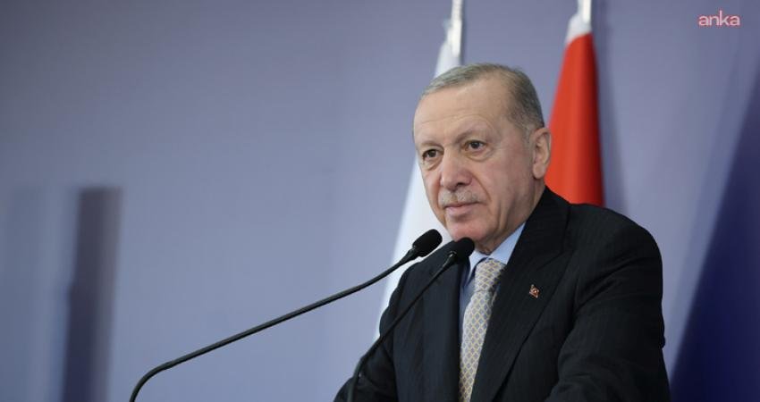 Cumhurbaşkanı Erdoğan, İstanbul’da Hamas heyeti ile görüştü Cumhurbaşkanı Recep Tayyip Erdoğan, İstanbul'da Hamas heyeti ile görüştü. Görüşmede Gazze'deki son