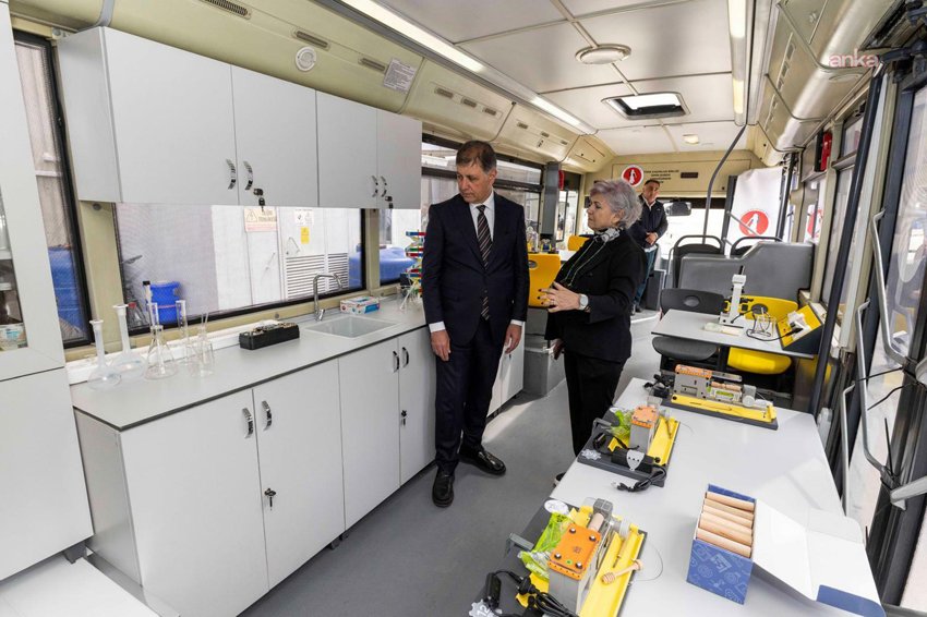 İzmir Büyükşehir Belediyesi, Adıyaman Belediyesi ve Türk Kadınlar Birliği iş