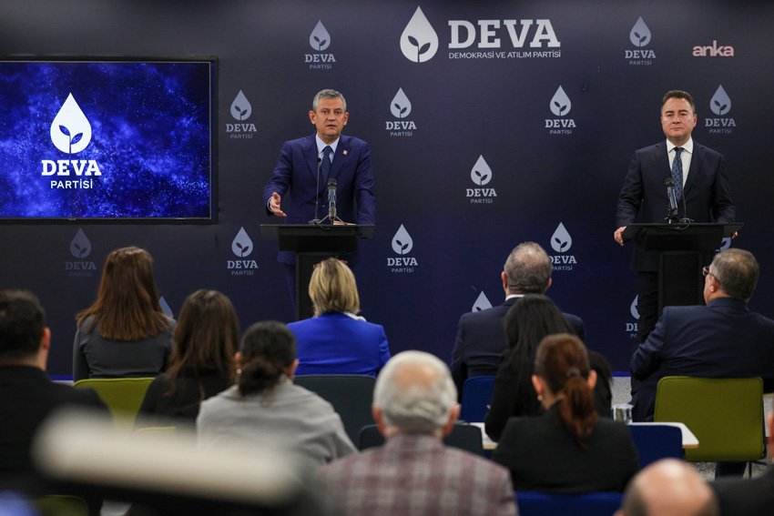 Özgür Özel: “Ara seçimi Meclis zemininde tartışmaya devam edeceğiz” CHP Genel Başkanı Özgür Özel, DEVA Partisi Genel Başkanı Ali