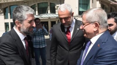 Gelecek Partisi Genel Başkanı Ahmet Davutoğlu ve beraberindeki heyet, Türk