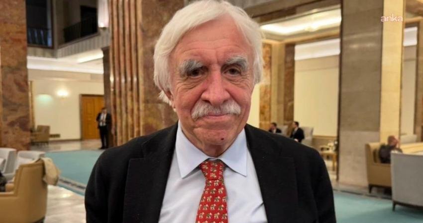 DEM Partili Cengiz Çandar’dan “süreç” değerlendirmesi: “Süreç yürüyor da uygun adım yürümüyor, biraz duraksamalı. Koşar adım yürümüyor” DEM Parti Diyarbakır Milletvekili Cengiz Çandar, süreçle ilgili, “Yürüyor da