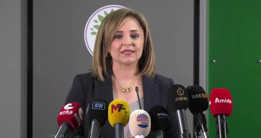 DEM Parti Sözcüsü Ayşegül Doğan, Milli Eğitim Bakanlığı'na seslenerek, "Protesto