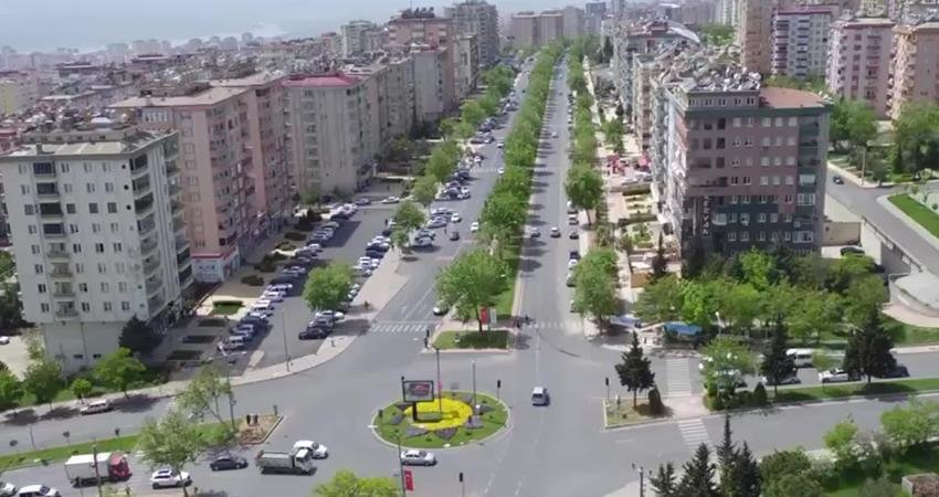 Kahramanmaraş'ta 6 Şubat depremlerinde 35 kişinin yaşamını yitirdiği Ezgi Apartmanı'na