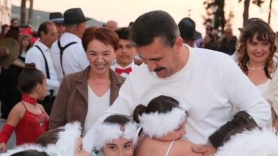 Dikili Belediyesi tarafından bu yıl ikincisi düzenlenen 29 Nisan Dünya