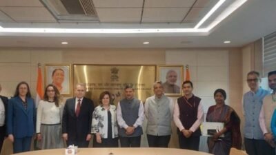 Hindistan'ın başkenti Yeni Delhi'de çeşitli temaslarda bulunan Dışişleri Bakan Yardımcısı