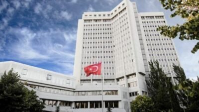 Dışişleri Bakanlığı'ndan yapılan açıklamada, "Cumhurbaşkanımızın İsrailli yetkililer tarafından düzeysiz, küstahça