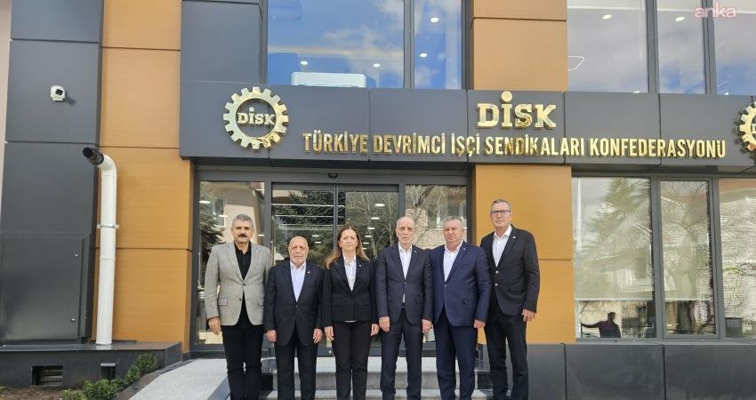 TÜRK-İŞ Genel Başkanı Ergün Atalay ve HAK-İŞ Genel Başkanı Mahmut