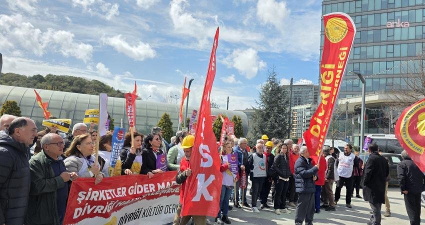 Sivas Divriği’de işten çıkarılan 271 maden işçisi, İstanbul Ayazağa’daki OYAK