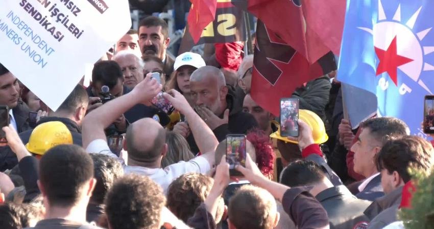 Doruk Madencilik'te çalışan Bağımsız Maden İş Sendikası üyesi işçiler, açlık