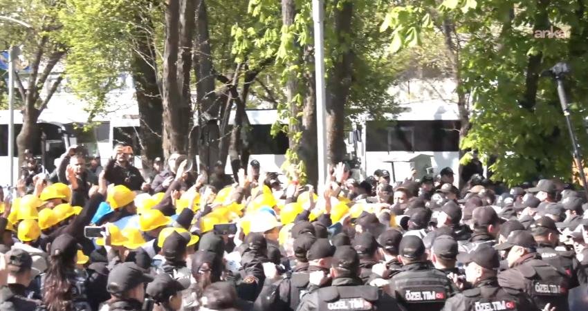 Eskişehir'de faaliyet gösteren Doruk Madencilik'te çalışan Bağımsız Maden İş Sendikası