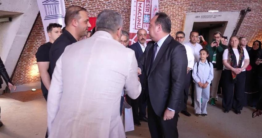 Uluslararası Manisa Mesir Macunu Festivali, dünyanın dört bir yanından halk