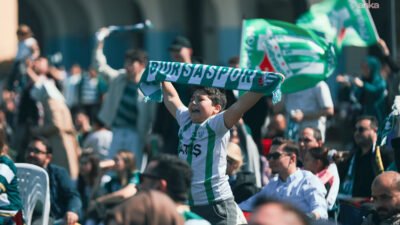 Bursaspor’un TFF 2. Lig’de Ankara Demirspor ile Eskişehir'de oynadığı karşılaşma,