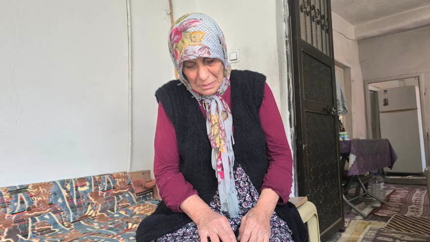 Osmaniye’nin Kadirli ilçesinde yaşayan 67 yaşındaki Esme Ağoğlu, komşularının gıda