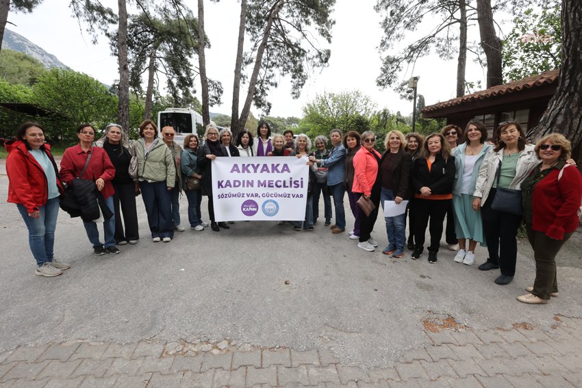 Muğla’da Kadın Meclisleri’nin kararıyla Ula-Akyaka toplu taşıma hattı hizmete açıldı.