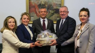 Edremit Belediye Başkanı Mehmet Ertaş ve beraberindeki heyet, Ankara'daki temasları