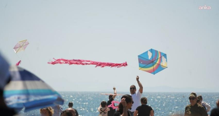 Edremit Belediyesi tarafından 23 Nisan Ulusal Egemenlik ve Çocuk Bayramı