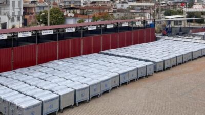 Efeler Belediyesi, daha temiz ve yaşanabilir bir kent hedefiyle temizlik