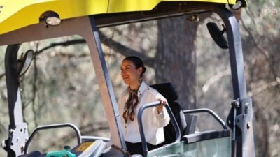 Efes Selçuk Belediye Başkanı Filiz Ceritoğlu Sengel, Pamucak’ta devam eden