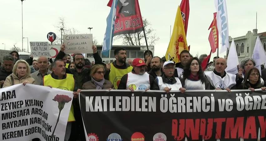 Okullarda art arda yaşanan şiddet olayları, işlenen cinayetlerle ilgili Kadıköy