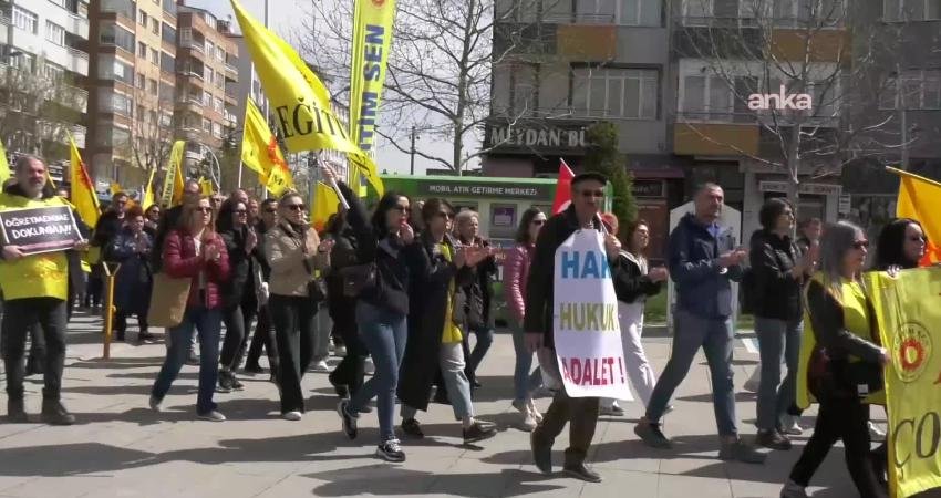 Eğitimciler, okullardaki şiddeti yurt genelinde protesto etti Şanlıurfa’nın Siverek ilçesinde dün bir okulda 16 kişinin yaralanmasıyla sonuçlanan