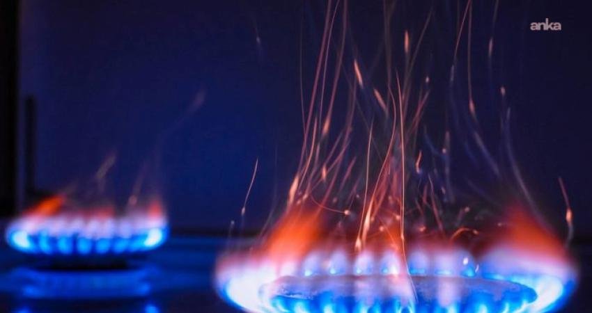 Akaryakıtın ardından elektrik ve doğal gaz da zam sürecine girdi.