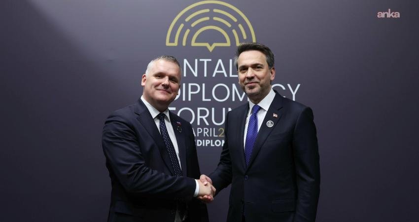 Enerji ve Tabii Kaynaklar Bakanı Alparslan Bayraktar, Antalya Diplomasi Forumu'nda